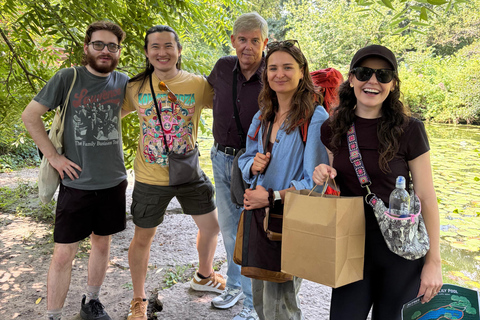 Chicago: Lincoln Park Walking Tour with Coffee & Treat