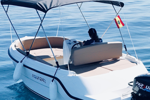 ماربيا: تأجير قوارب بدون ترخيص لمشاهدة الدلافينإيجار لمدة 30 دقيقة