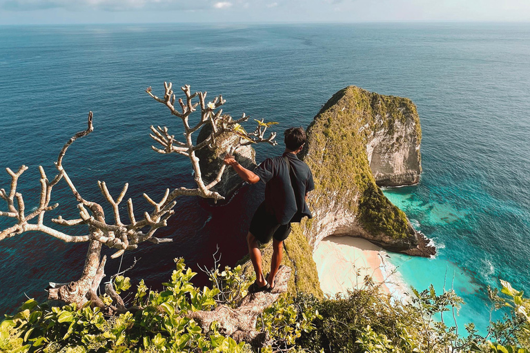 From Bali: Nusa Penida Private Snorkeling Tour with Lunch Shared Boat Trip with Meeting Point at Sanur