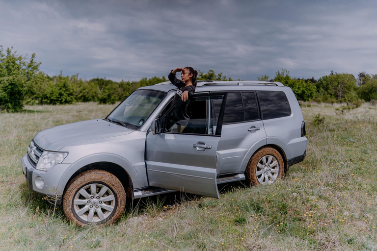 Varna: 1-Hour Jeep Safari Off-Road Adventure