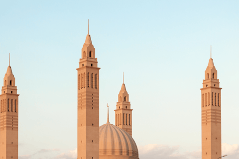 Goditi il tuo weekend: Tour di un giorno intero a Nizwa, Bahla e Hamra