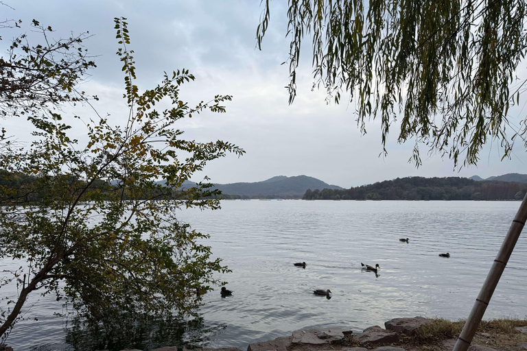 Hangzhou Private Tour: One to 4 days Option Selectable 3-Day Tour, Explore Hangzhou in Depth