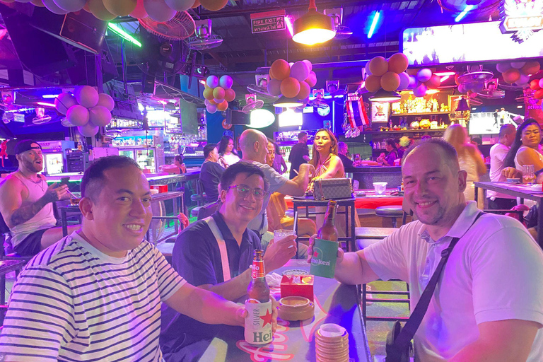 芭堤雅：夜生活之旅（含屋顶酒吧和步行街）Pattaya: Nightlife Tour with Rooftop Bar &amp; Walking Street