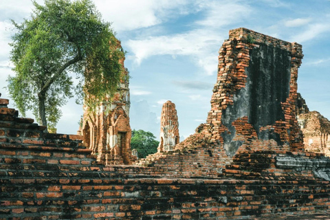 Bangkok: Ayutthaya Temples Day Trip with Sunset Cruise