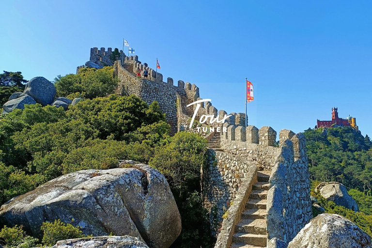 Lisbon: Sintra, Pena, Regaleira, Cabo da Roca & Cascais Private Tour – Personalized Comfort in an Exclusive Settings