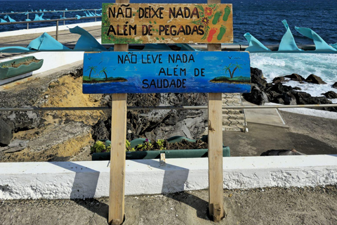 Promenad längs kusten på ön Terceira