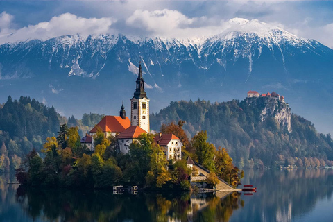 Bled: Lake Bled Guided Walking Tour with Cream Cake