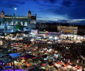 Night Walk Hyderabad (2 Hour Guided Walking Tour)