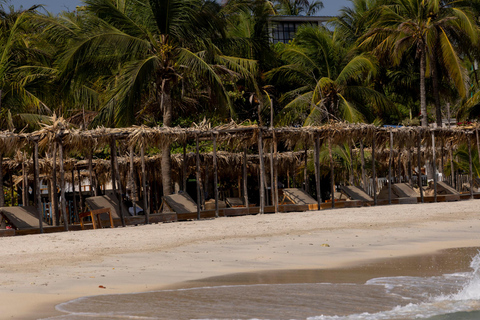 Cartagena: Fénix Beach Club Day Trip with Boat Transfer