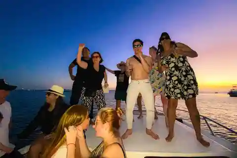 Cartagena: Boat Party in the Bay of Cartagena with Open Bar
