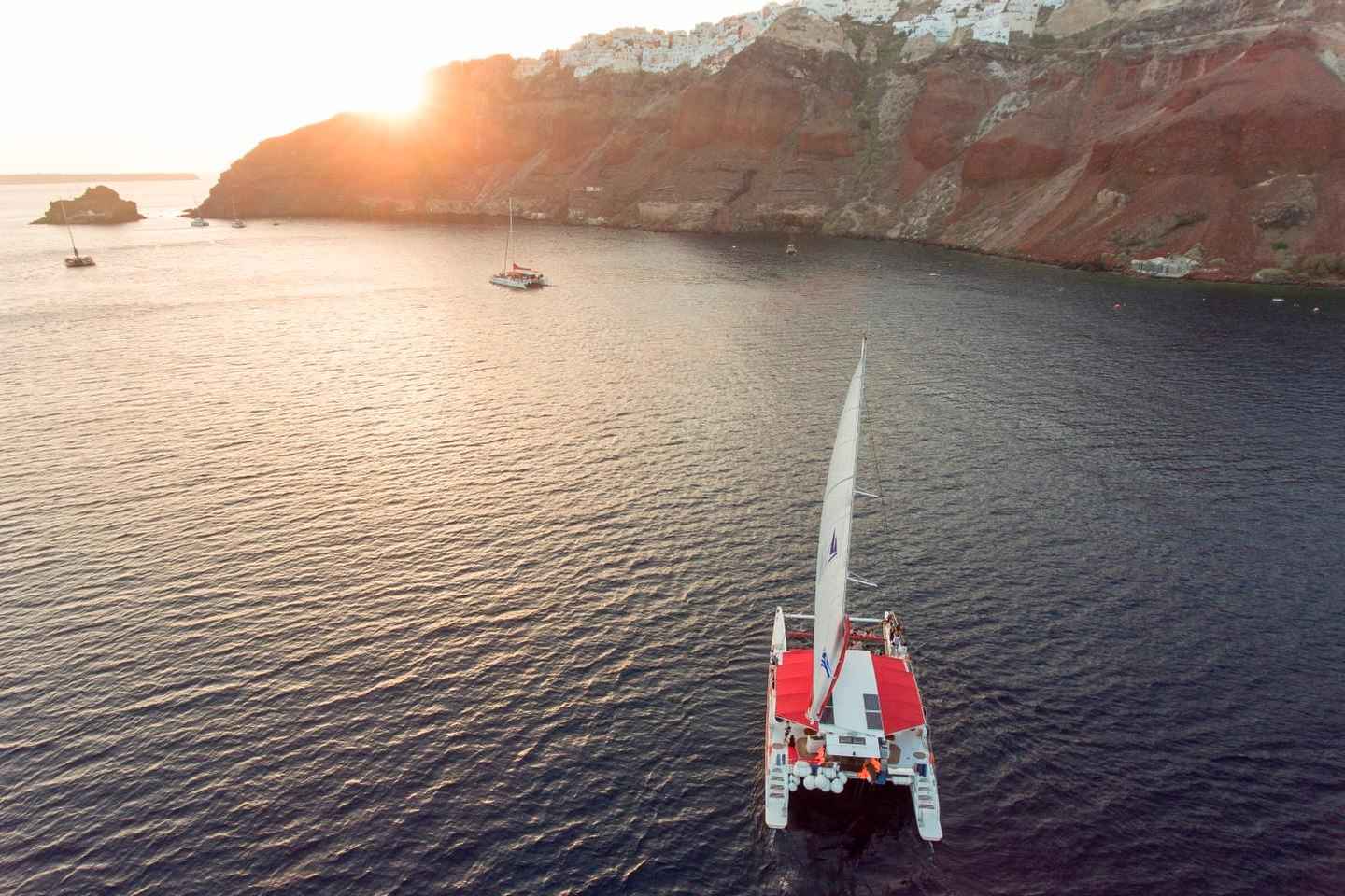 Santorini: Cruise Catamaran with BBQ & Drinks Day or Sunset