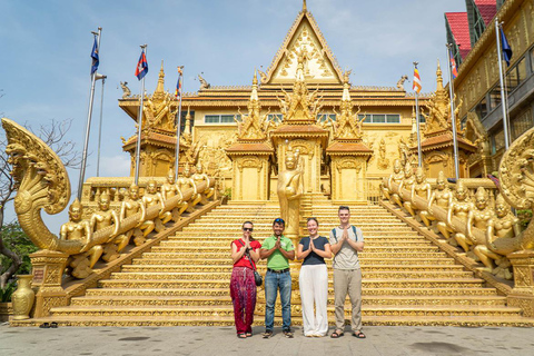 Phnom Penh: Walking Tour, Food Tour & Sunset Cruise