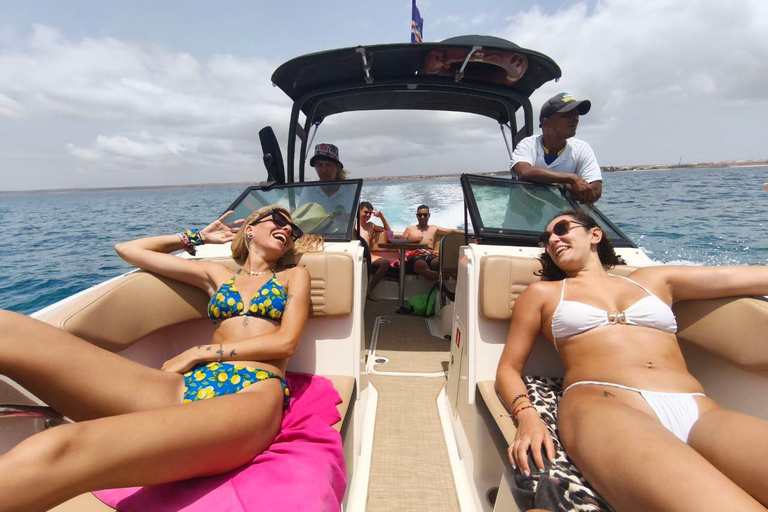 Intimate cruises along the coast the only one on Sal Island! Cruise 6h - Drinks, Snacks, Local platter coast only one on!