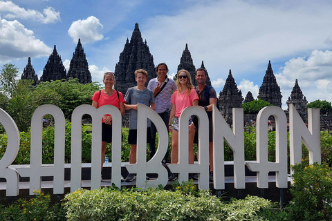 Tour in jeep del Tempio di Borobudur Merapi e del Tempio di PrambananTempio di Borobudur-Merapi in jeep-Tempio di Prambanan