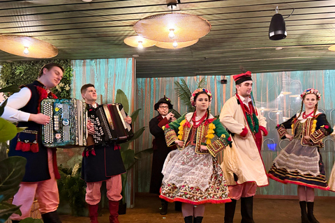 Kraków: Folk Show, and Traditional Dinner in the City Center