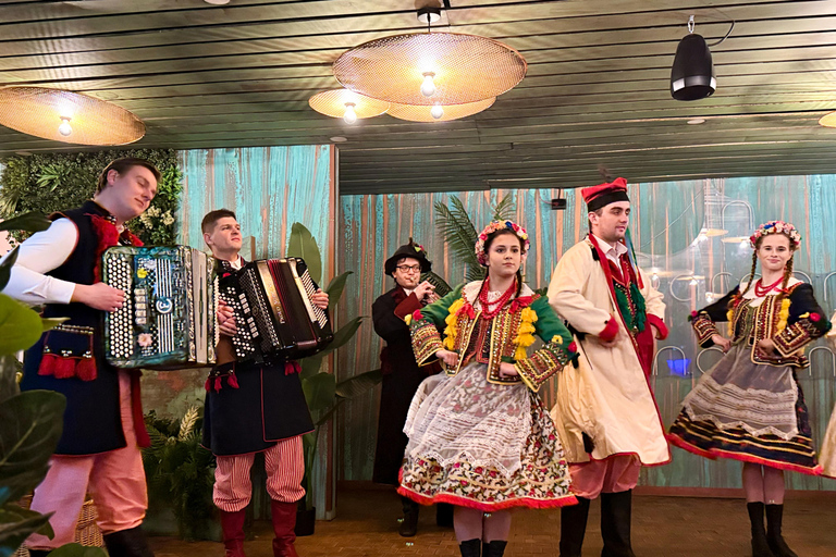 Kraków: Folk Show, and Traditional Dinner in the City Center