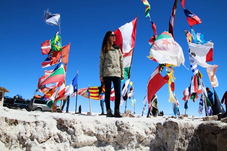 Depuis Uyuni : 3 jours de visite des salines d&#039;Uyuni et de la Laguna Colorada