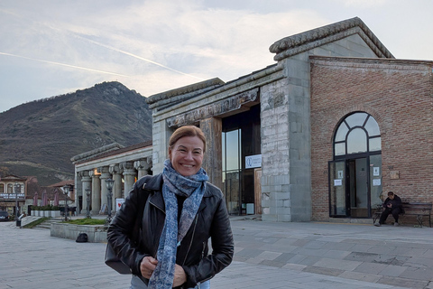 Tbilisi: Mtskheta Storytelling Tour with Wine Tasting