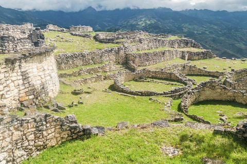 De Amazonas: Chachapoyas dia inteiro