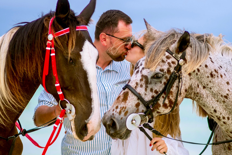 Zanzibar: Photography Session with Local Photographer Zanzibar: Chimi Photoshoot