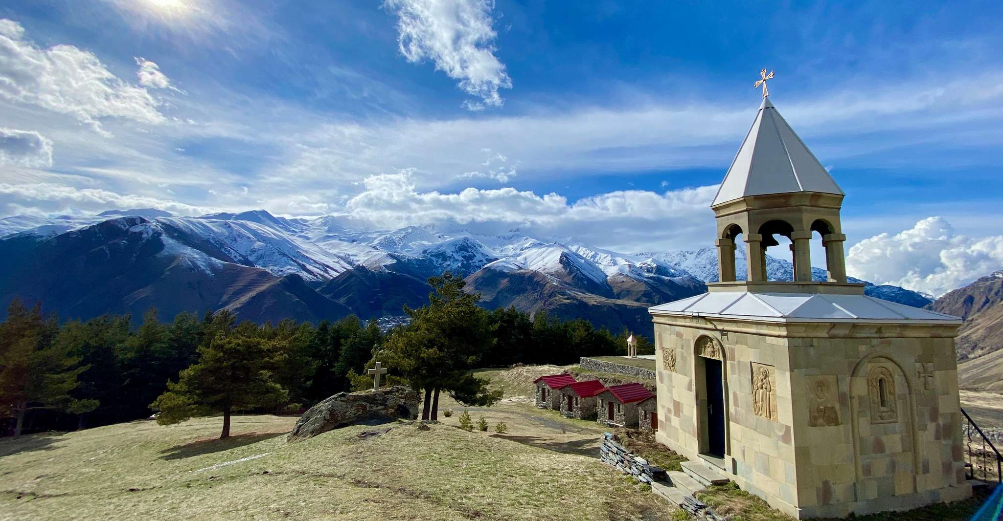 2 days private trip Stepantsminda, Kazbegi Mountains & Sno - Housity