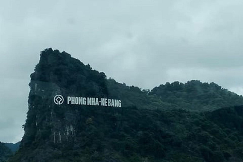 Trasferimento in autobus da Hue a Phong Nha