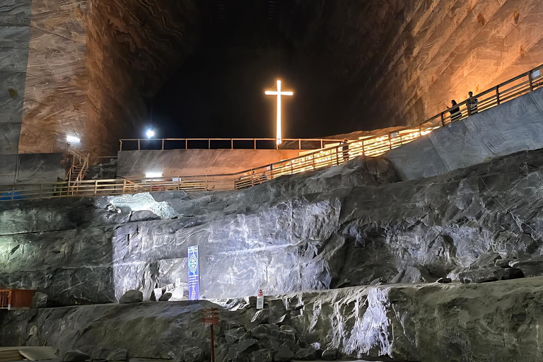 Bucharest: Salt Mine & Dracula's Tomb Day Trip