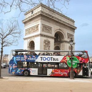 Paris: Hop-On/Hop-Off-Bus mit Kreuzfahrt und Versailles Optionen