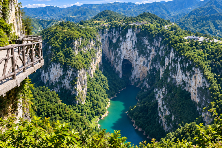 Chongqing: Yunyang Longgang Tickets & Adventure Rides Yunyang Longgang: Admission + Sightseeing Shuttle