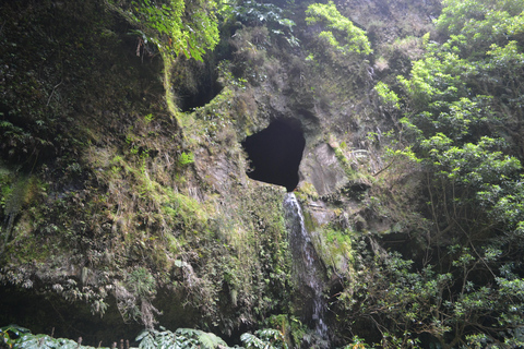 Sao Miguel Hike to Janela do Inferno and Lagoa do Fogo