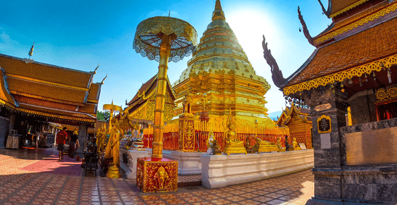 4-stündige Tour zum Doi Suthep und zum Hmong-Bergstammdorf ab Chiang Mai