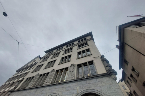 Zurich: Bahnhofstrasse Hidden Stories Walking Tour