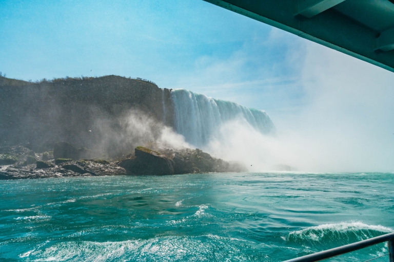 Niagarafälle, USA: Amerikanische Tour & Maid of the MistWintersaison