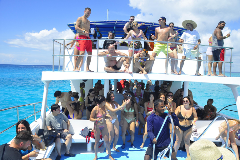 Catalina Island: All-Inclusive Boat Excursion Punta Cana: Catalina Island, an all-inclusive boat excursion