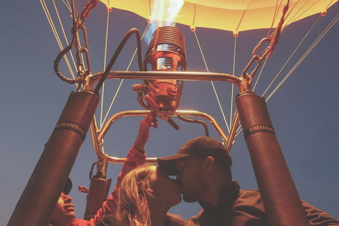 Teotihuacan: Private Romantic Balloon Flight for Couples