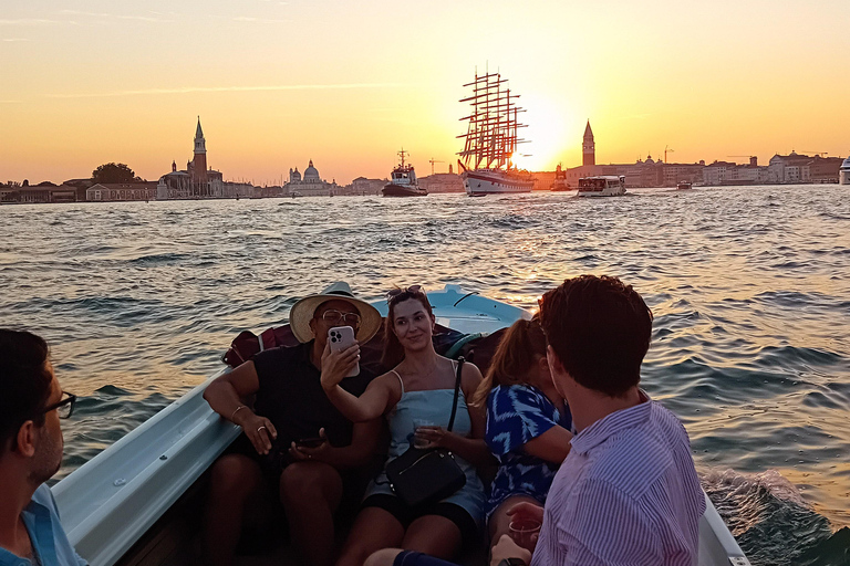 Entdecke die Nördliche Lagune (mit privatem Boot und Skipper)Entdecke die Nördliche Lagune von Venedig (mit privatem Boot)