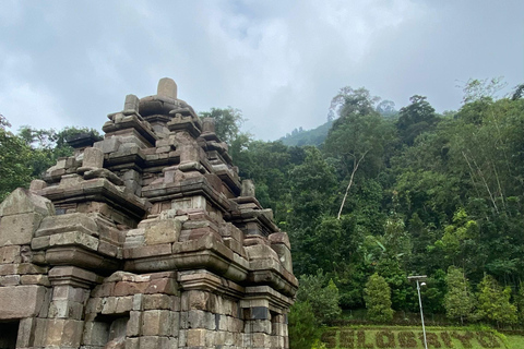 Selogriyo Temple with rice terrace trekking