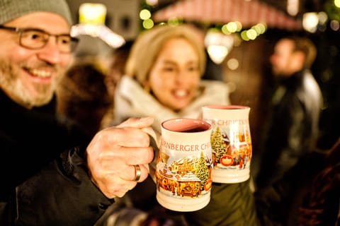 Nürnberg: Die Weihnachtsstadt - Führung mit Straßentheater und Kulinarik