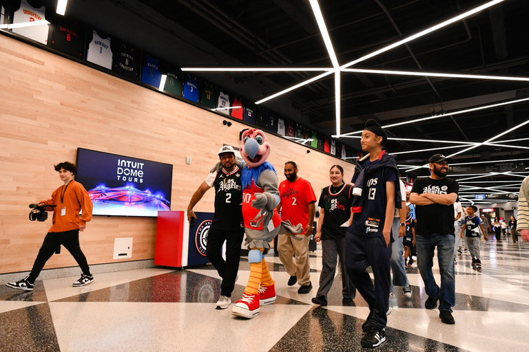 Los Angeles: Intuit Dome Tour LA Clippers Behind the Scenes