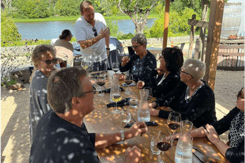 Au départ de Paris : Excursion à SANCERRE avec 10 dégustations et déjeuner