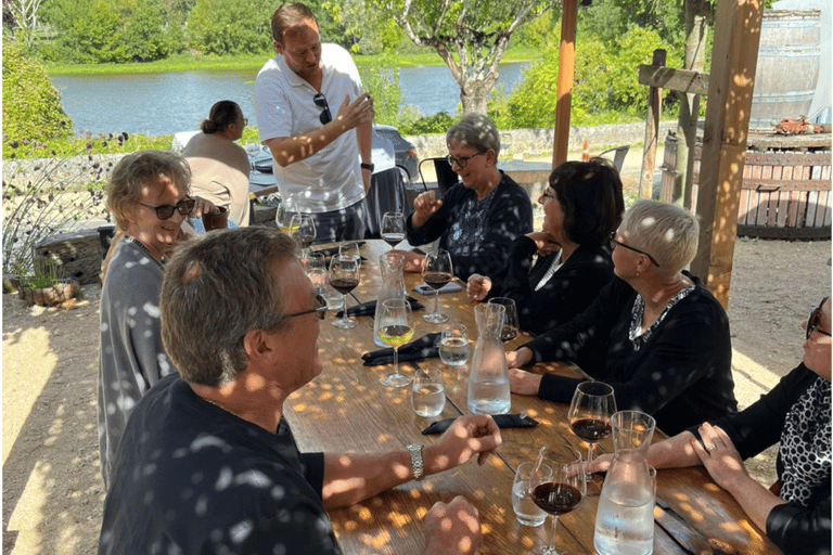 Au départ de Paris : Excursion à SANCERRE avec 10 dégustations et déjeuner