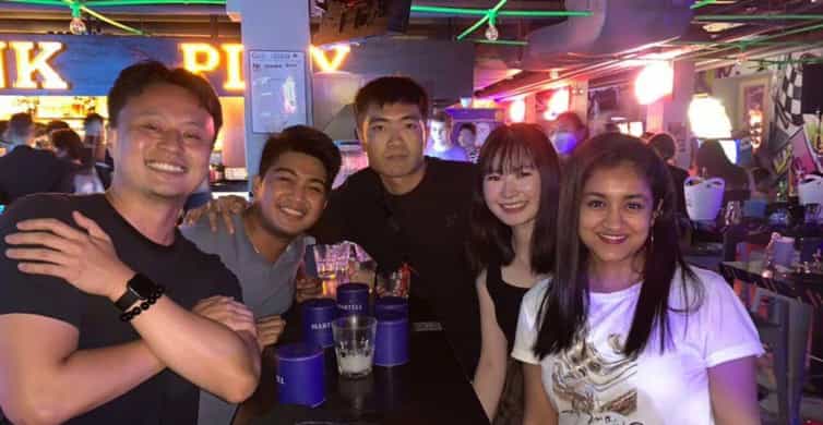 Party Singapore Bespoke Pub Crawl photo 5