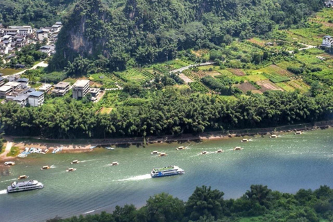 From Guilin: Li River Cruise, Yangshuo & Xianggong Hill Tour