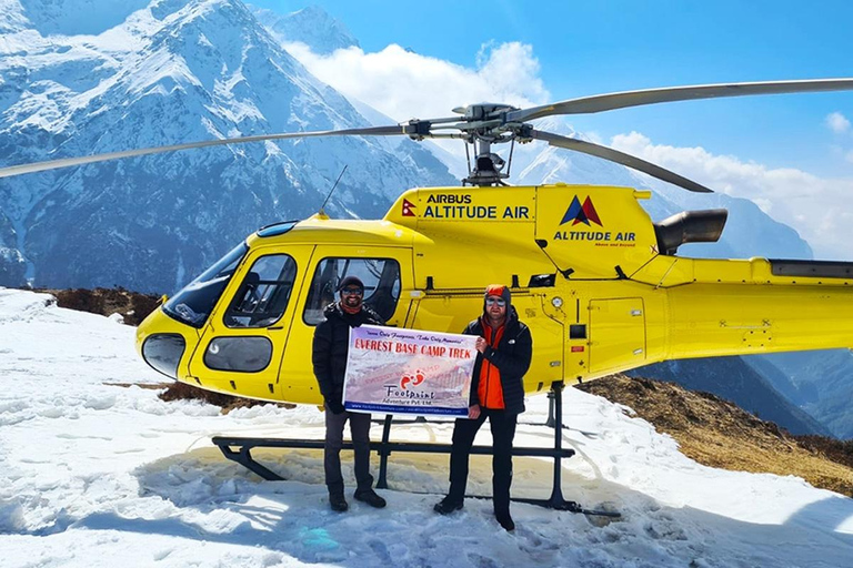 Kathmandu: Everest Base Camp Helikoptertour mit Frühstück