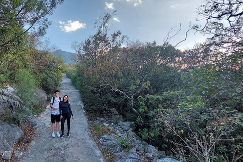 Tour escursionistico &quot;Cerro de la Silla&quot; con guida e trasferimentoMonterrey: Escursione al Cerro de la Silla