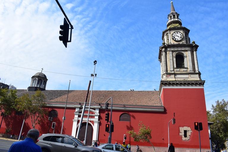 Discover downtown Santiago from Santa Lucía Hill to the Plaza de Armas. Discover downtown Santiago from Santa Lucía Hill to the Plaza de Armas
