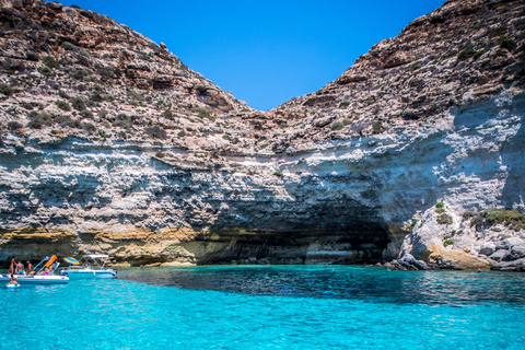 Lampedusa: Yacht excursion, swimming stops and typical lunch