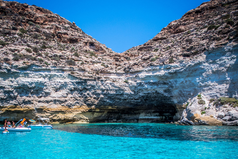 Lampedusa: Yacht excursion, swimming stops and typical lunch
