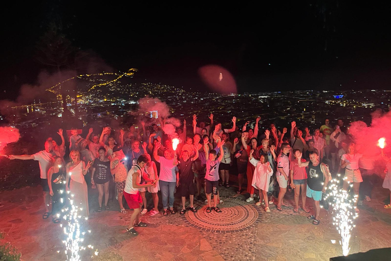 Alanya: Night Safari and Disco Boat Tour with Dinner