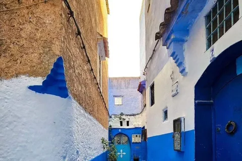 Da Tangeri: Tour di Asilah con degustazione di tè e giro in cammello